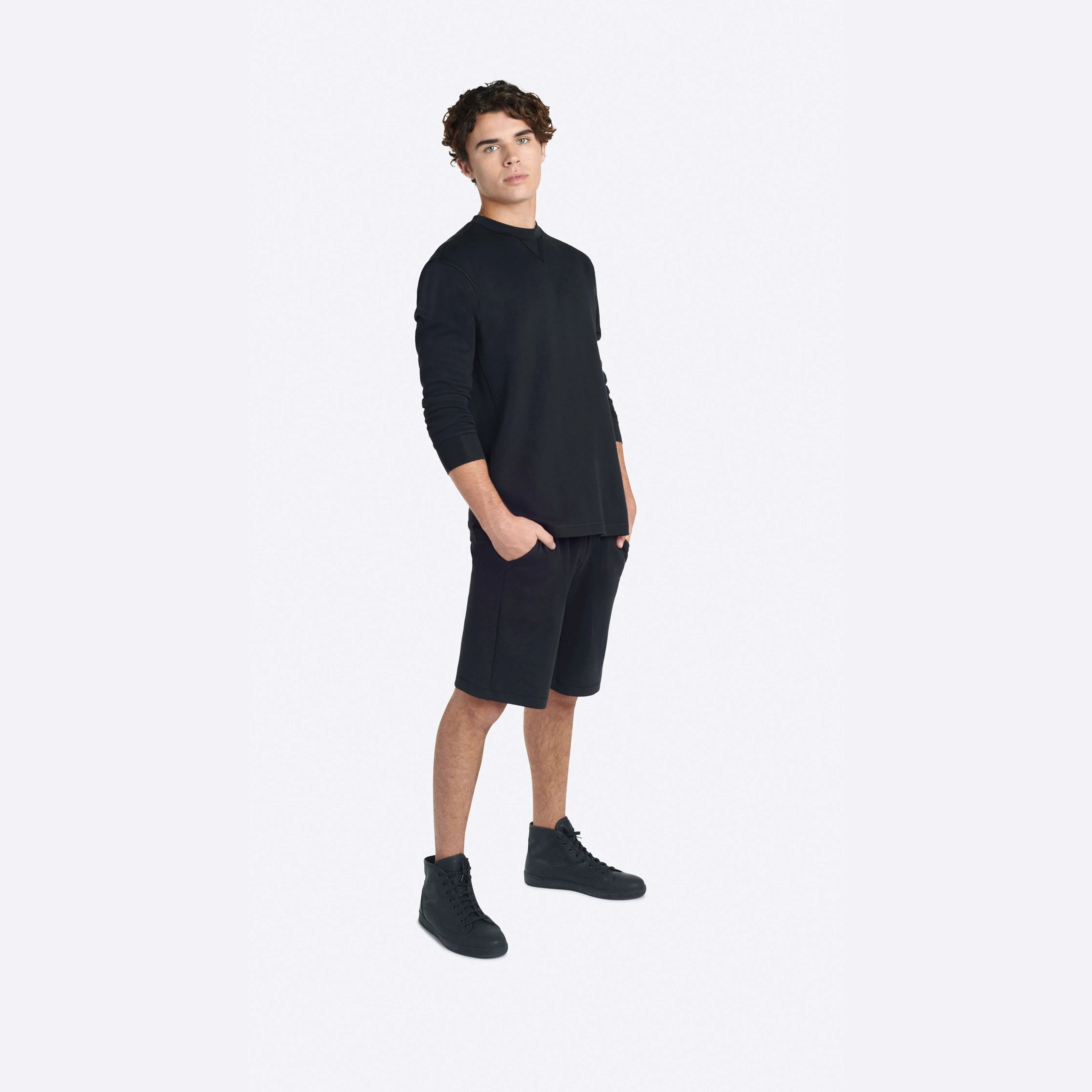 COMFORT Solid Crew Neck